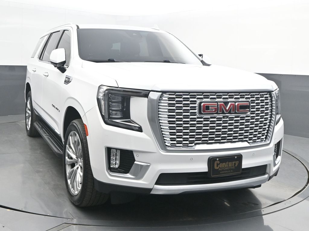GMC Yukon Denali 4WD