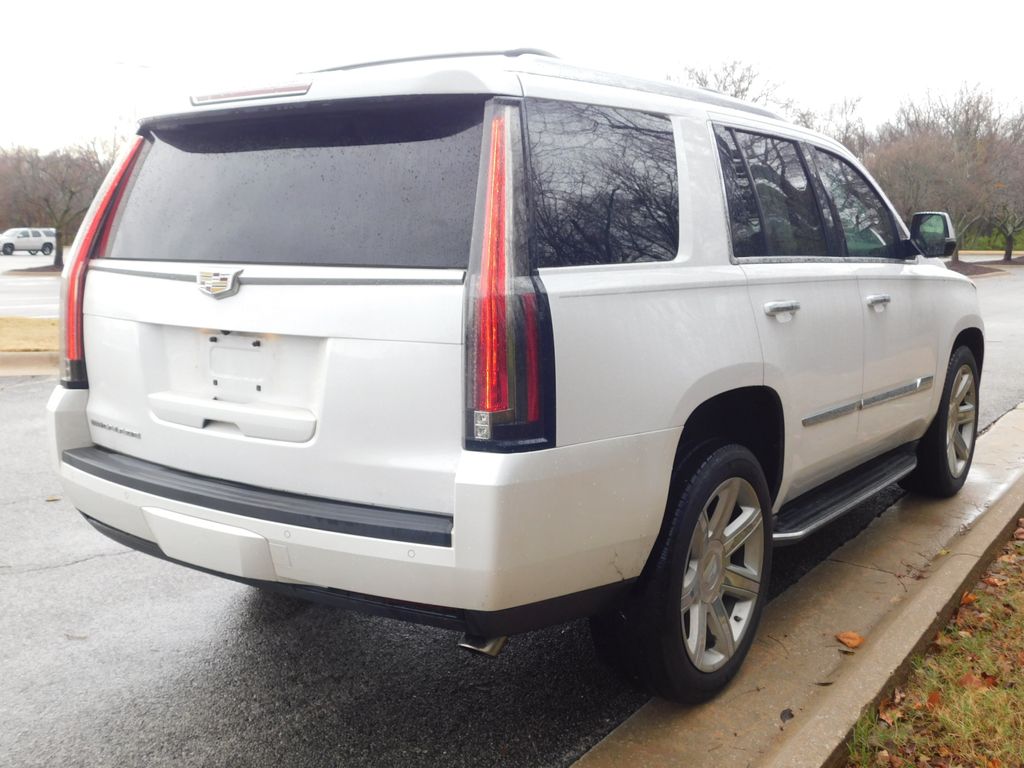 Thumbnail: 2016 Cadillac Escalade - 11