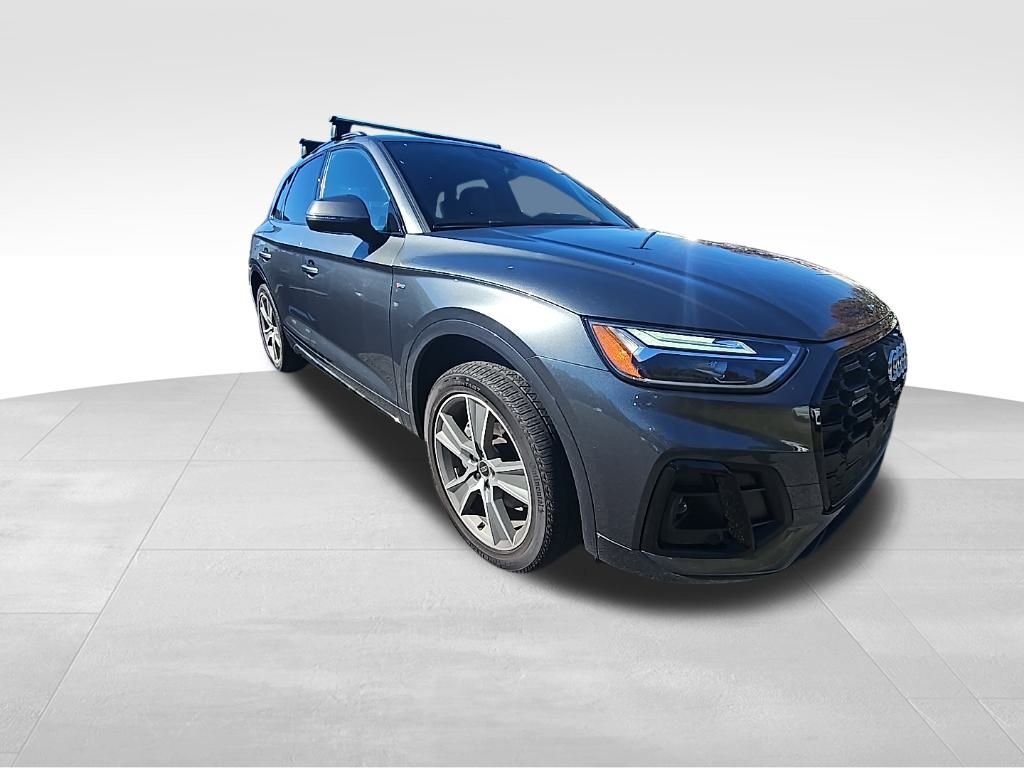2025 Audi Q5 45 S line Premium photo 2