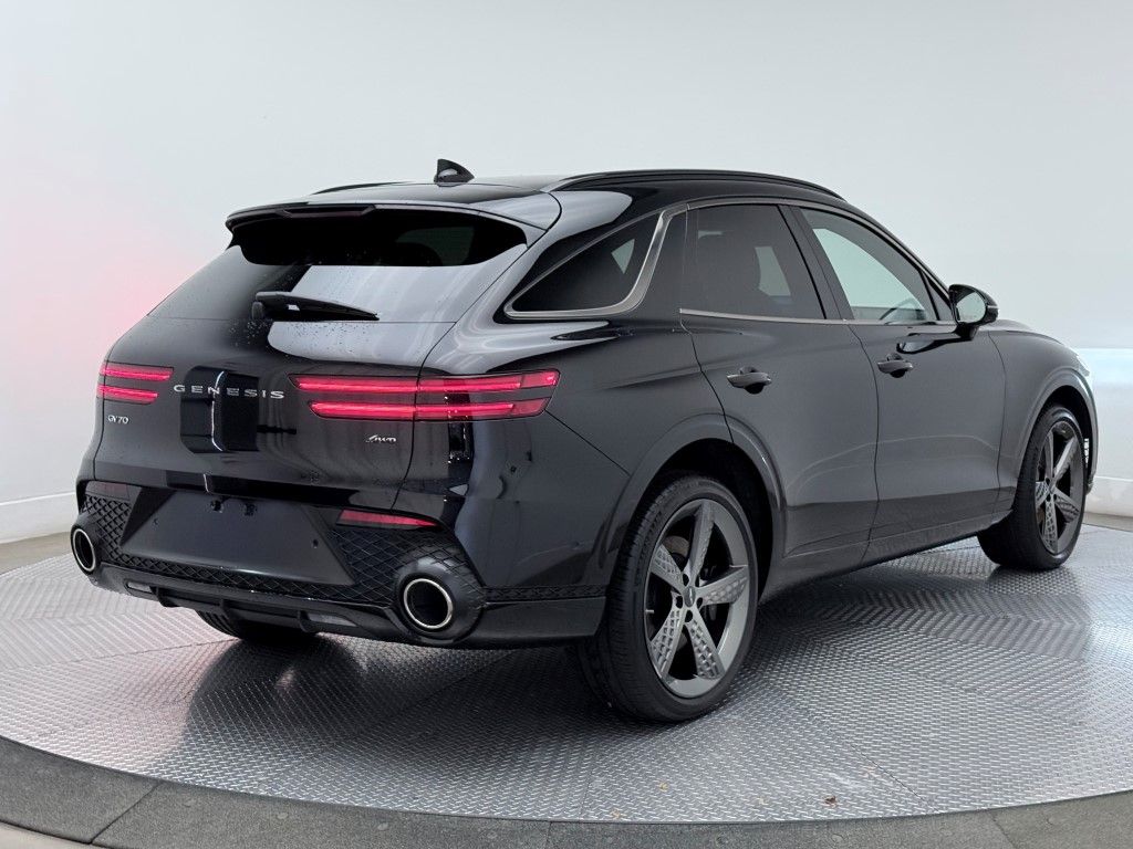 Thumbnail: 2024 Genesis GV70 - 12