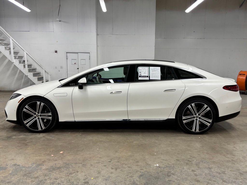 Certified Used 2023 White Mercedes-Benz 450 image 4