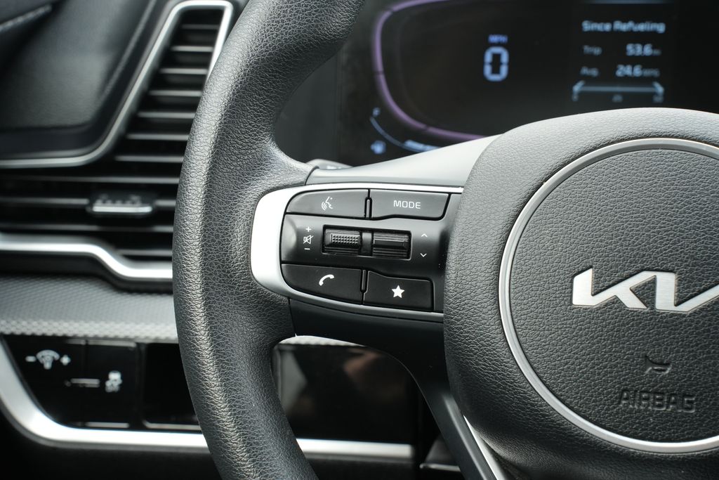 2023 Kia Sportage LX - 6