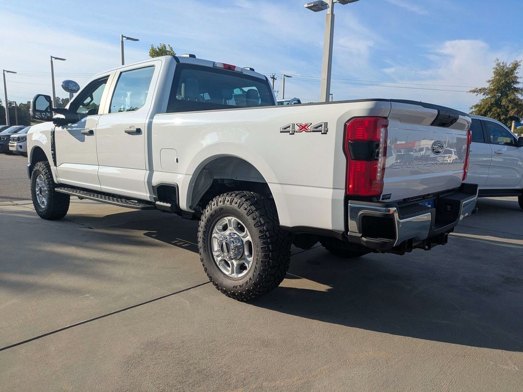 2027 Ford F-250 Super Duty XL