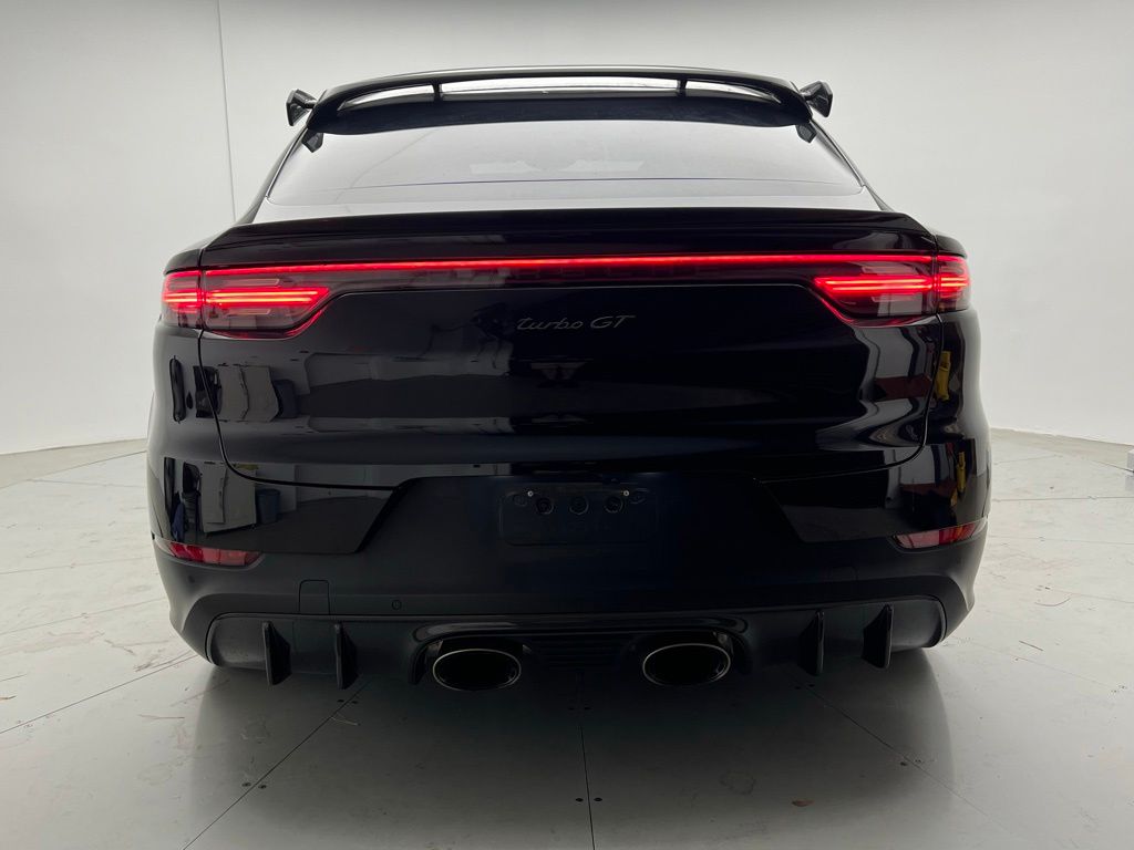 Thumbnail: 2022 Porsche  - 21