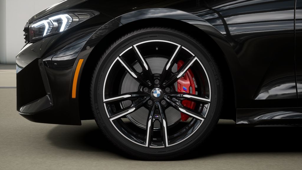 2025 BMW 3 Series M340i 32