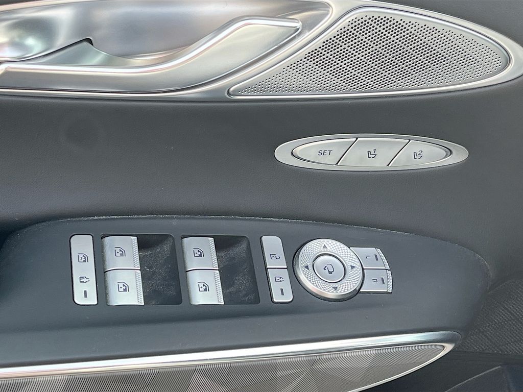 2024 Genesis GV70 3.5T Sport White at Westside Lexus