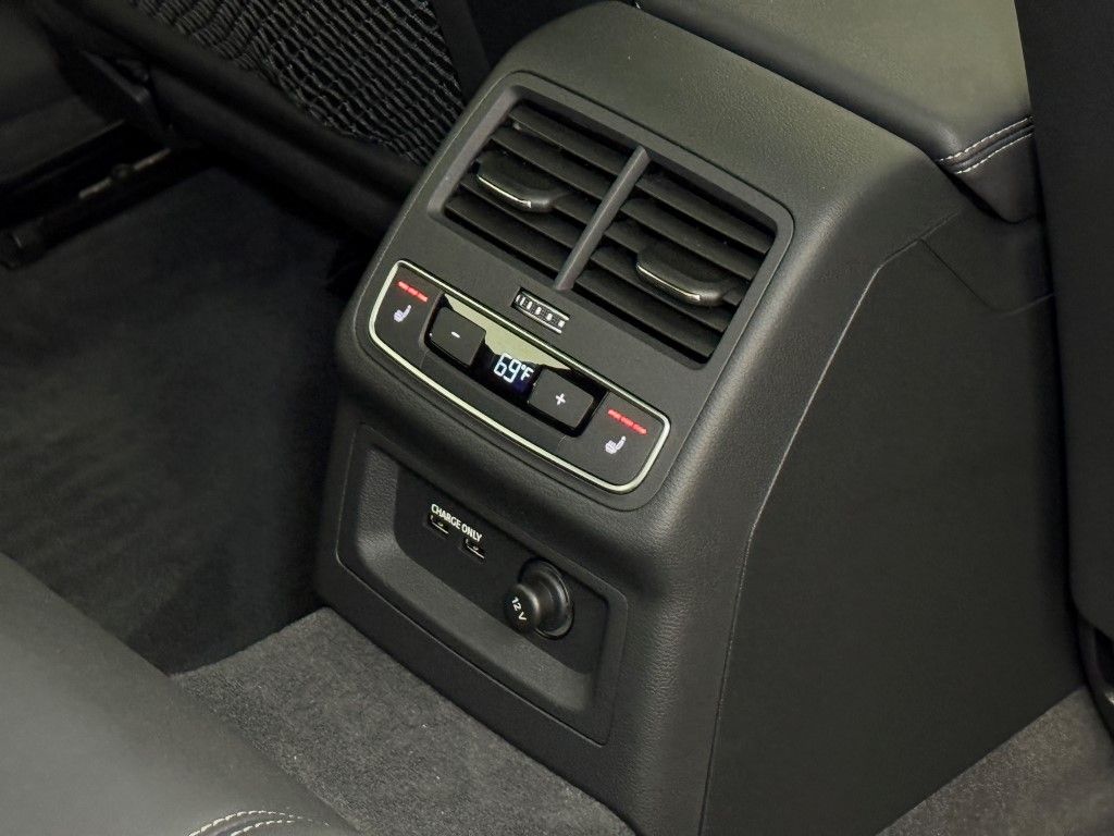 2022 Audi A4 Prestige 22