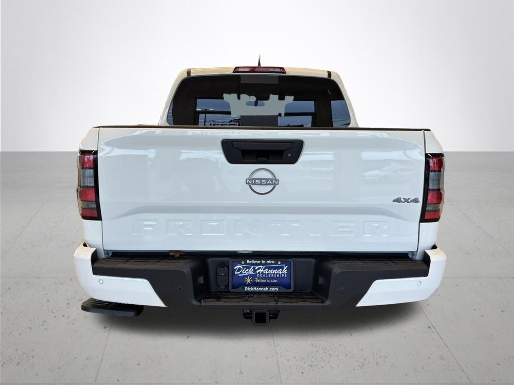 2026 Nissan Frontier SV