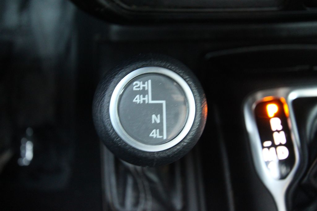 Used 2024 Jeep Wrangler SUV