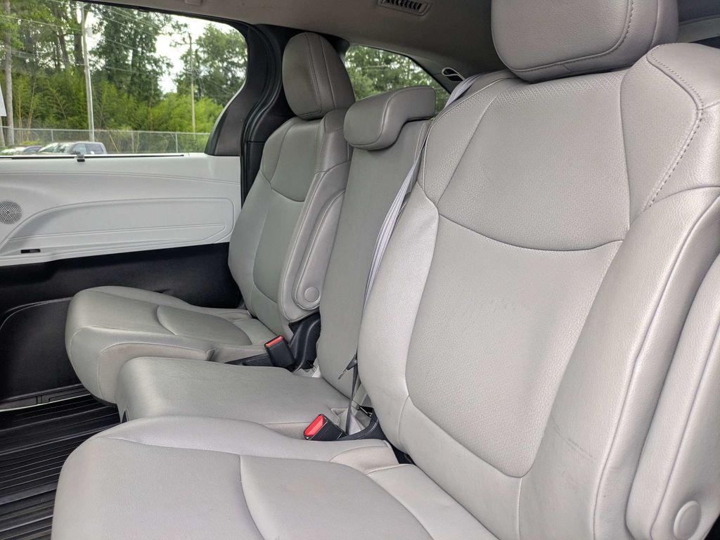 Used 2025 Toyota Sienna Van
