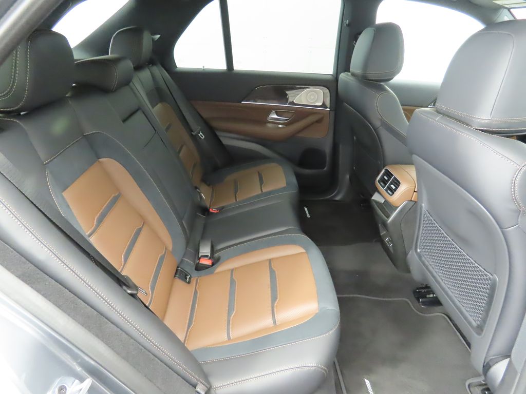 Thumbnail: 2026 Mercedes-Benz GLE - 22