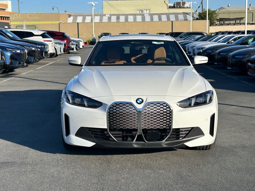 Thumbnail: 2026 BMW i4 - 8