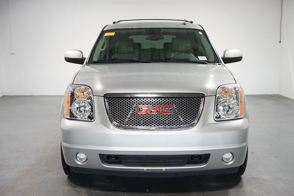 2013 GMC Yukon XL SLT 2