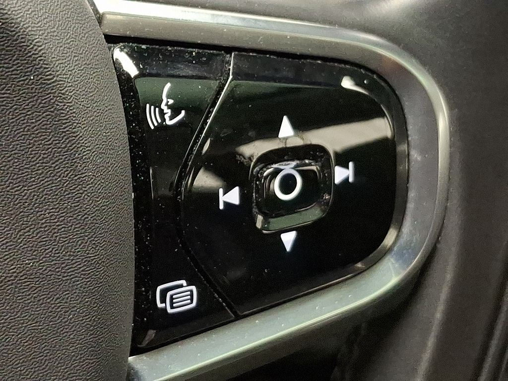 2021 Volvo S90 T6 Inscription 25