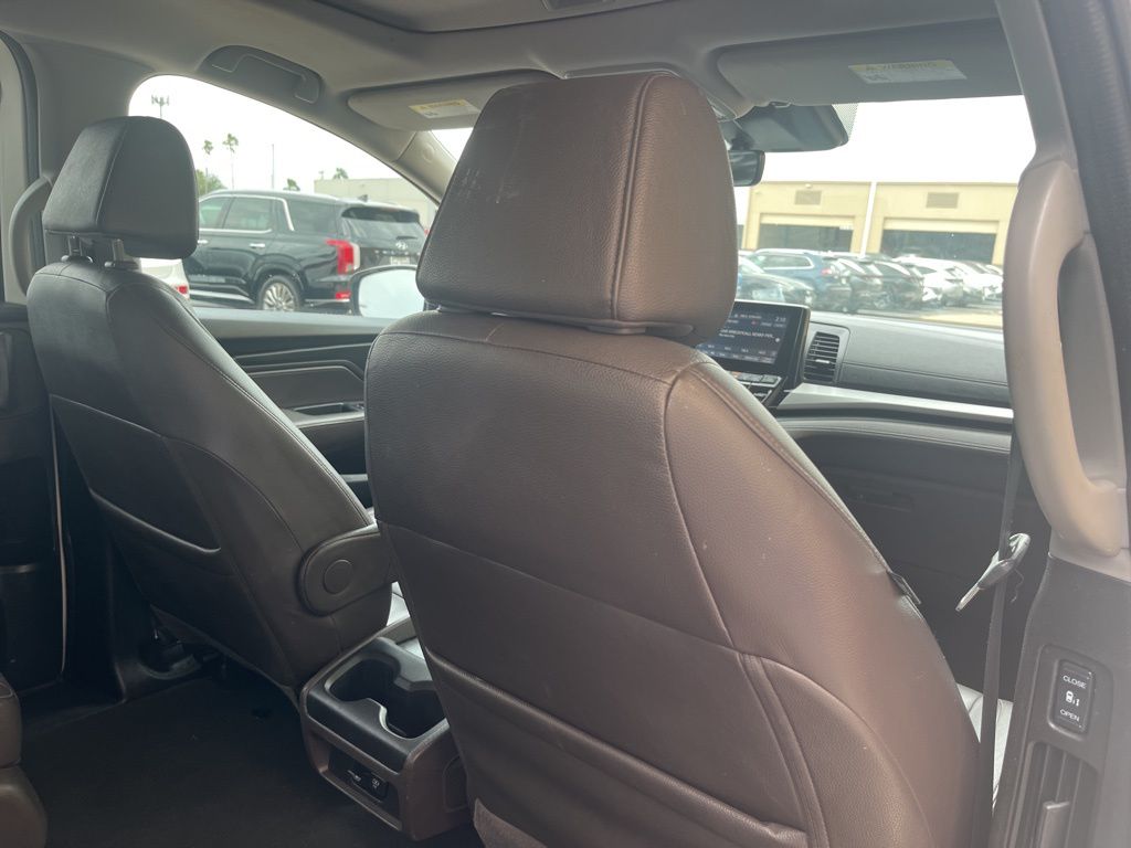 2018 Honda Odyssey EX-L 21