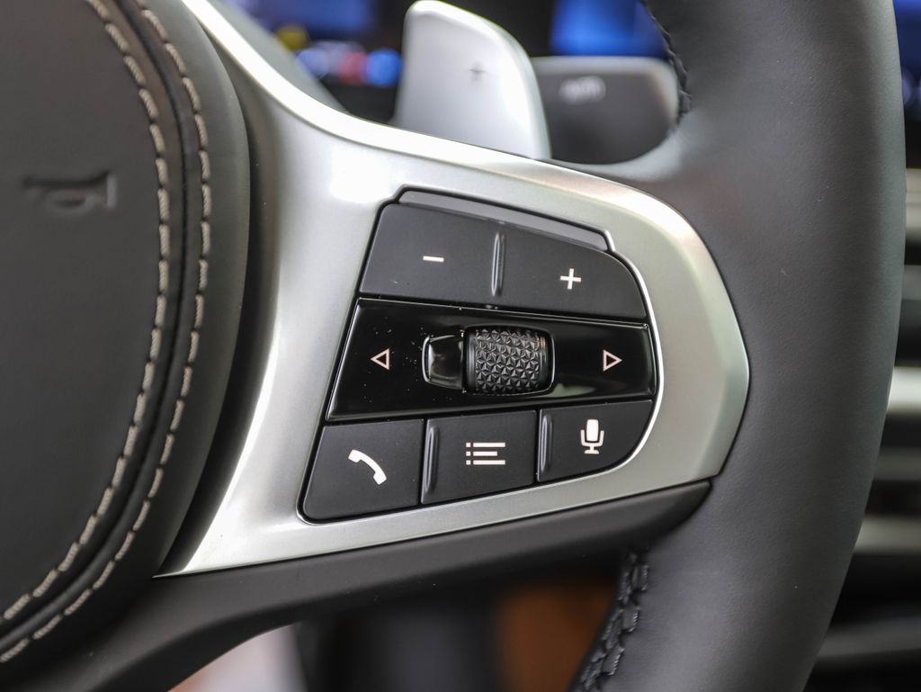 Thumbnail: 2026 BMW X6 - 14