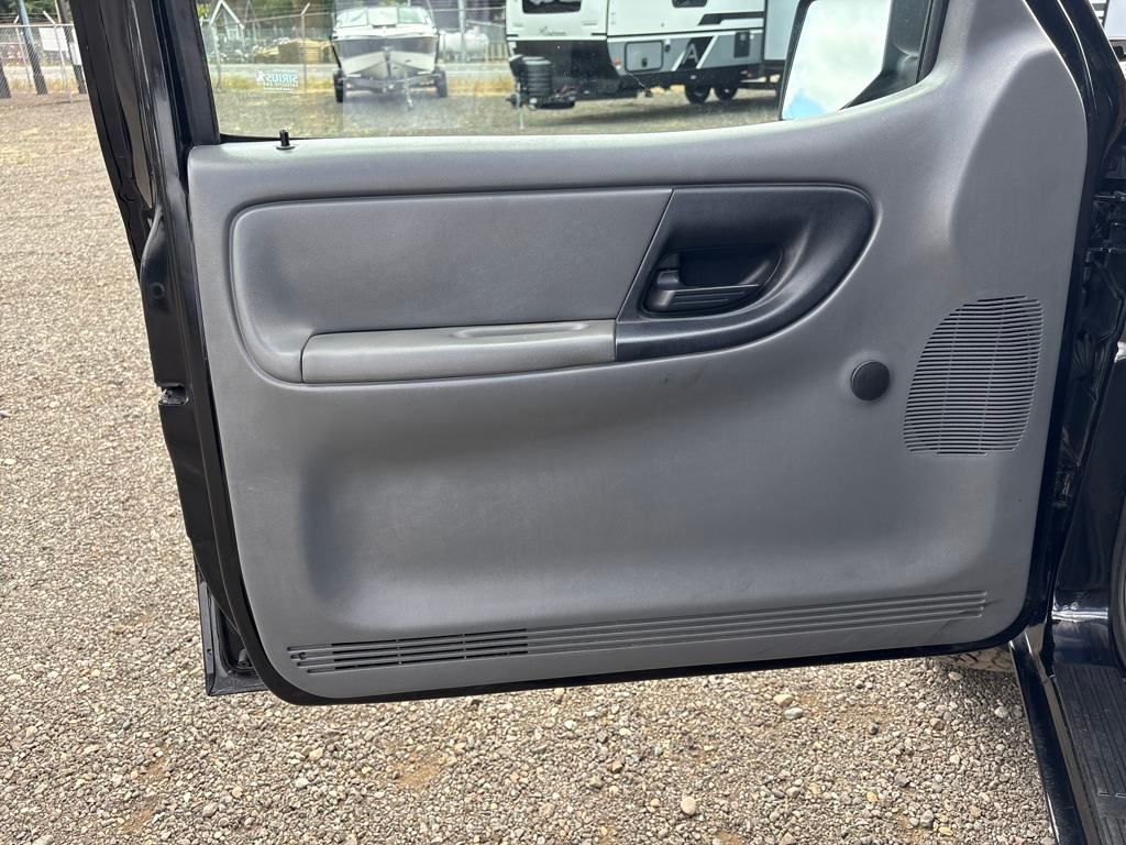 2008 Black Clearcoat Ford Ranger XLT RWD