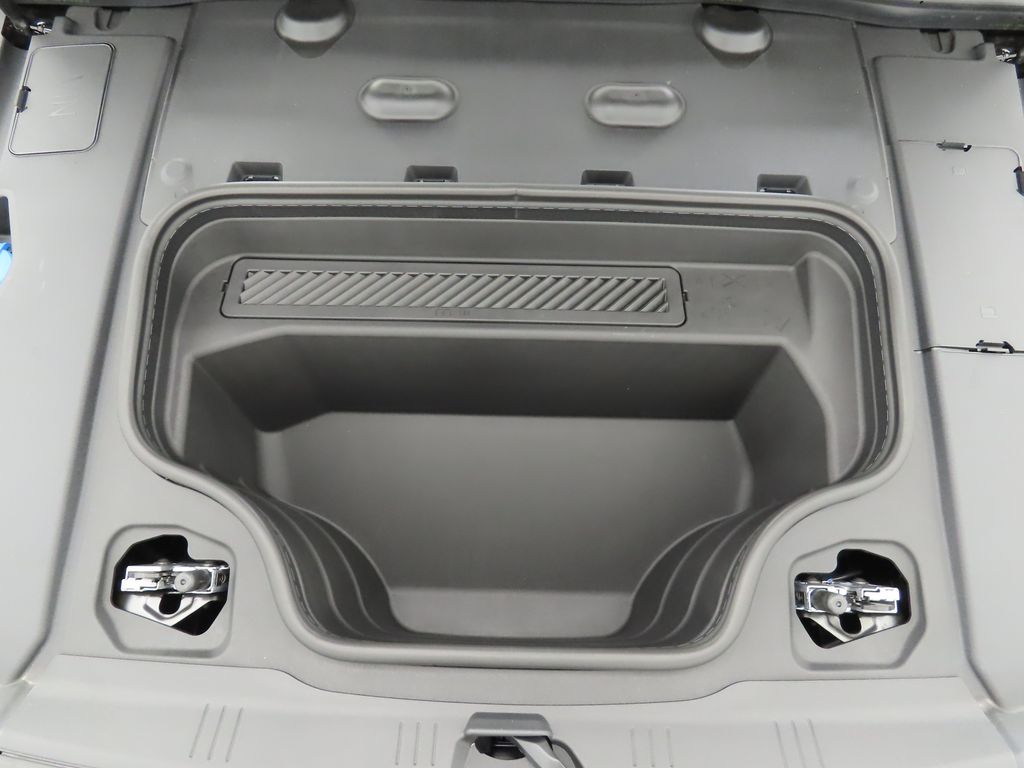 Thumbnail: 2025 Audi A6 - 29