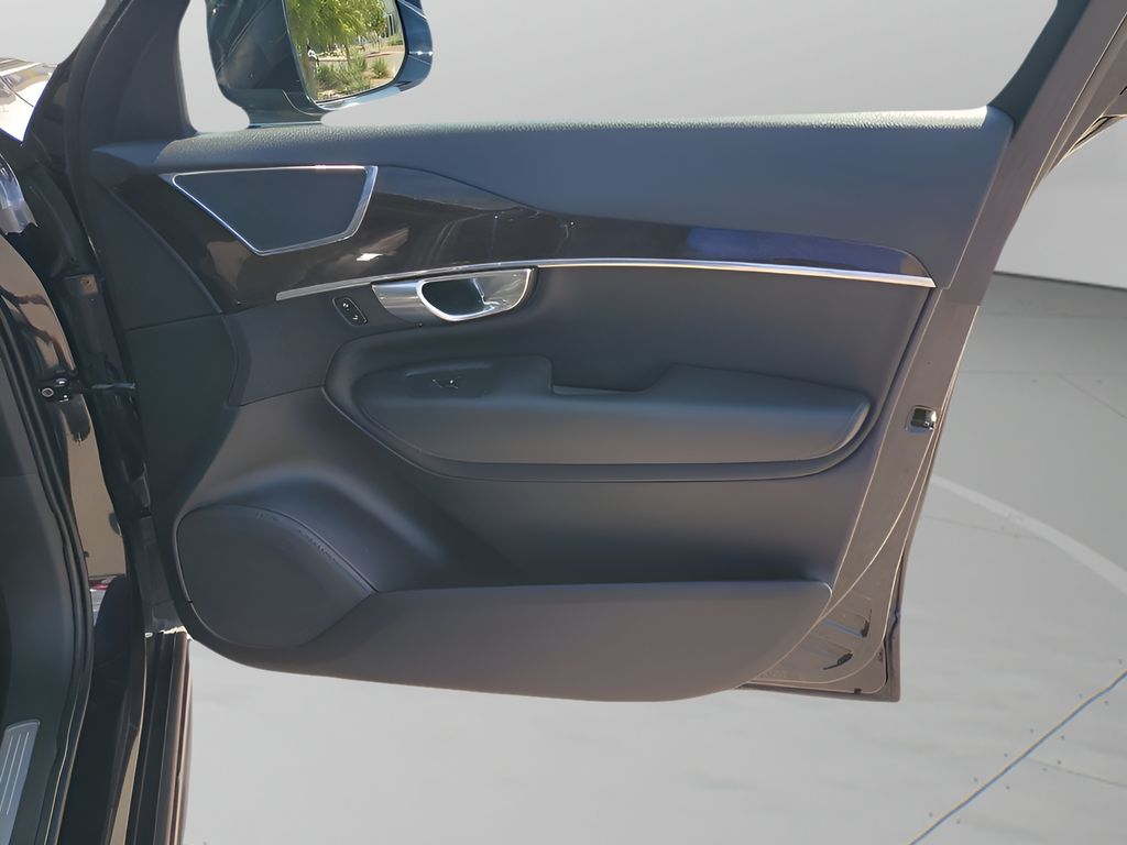 Used Car 2017 Volvo Xc90  T5 Momentum For Sale Under $20,000 In Austin, Texas