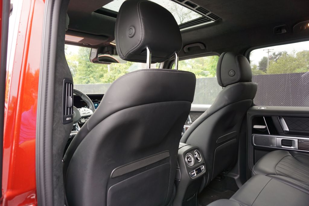 Thumbnail: 2022 Mercedes-Benz G-Class - 10