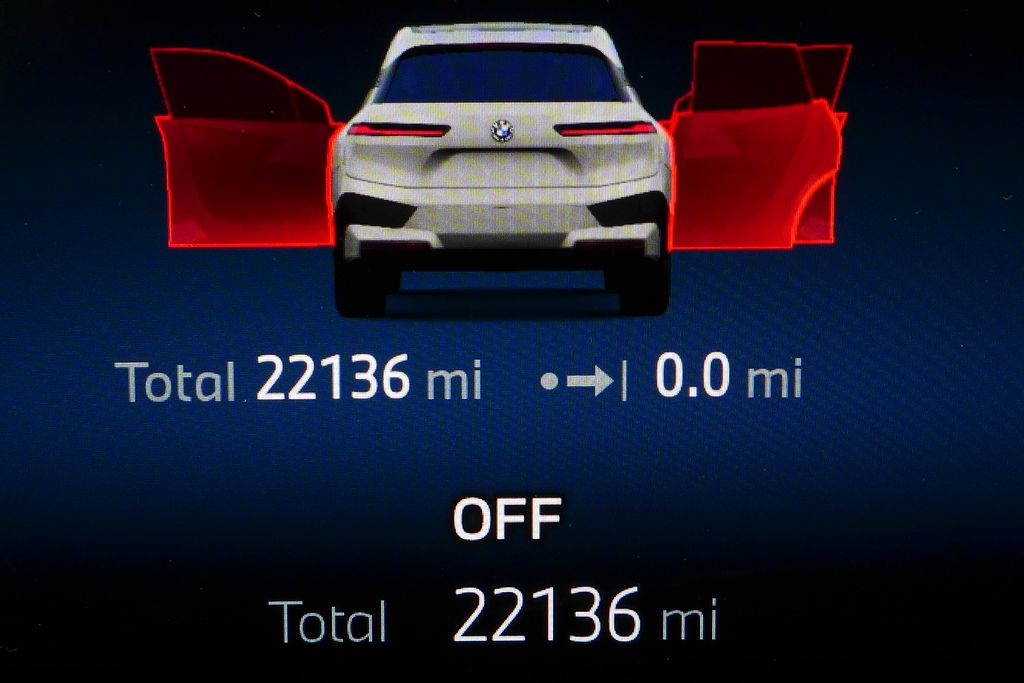 Thumbnail: 2024 BMW iX - 30