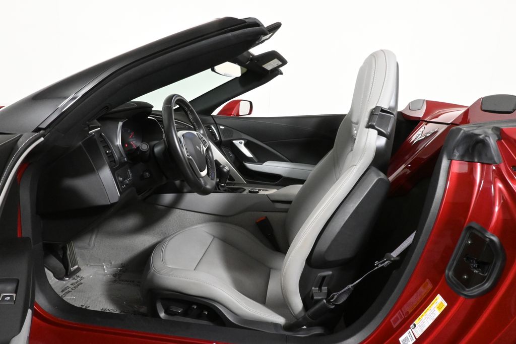 Thumbnail: 2014 Chevrolet Corvette - 3
