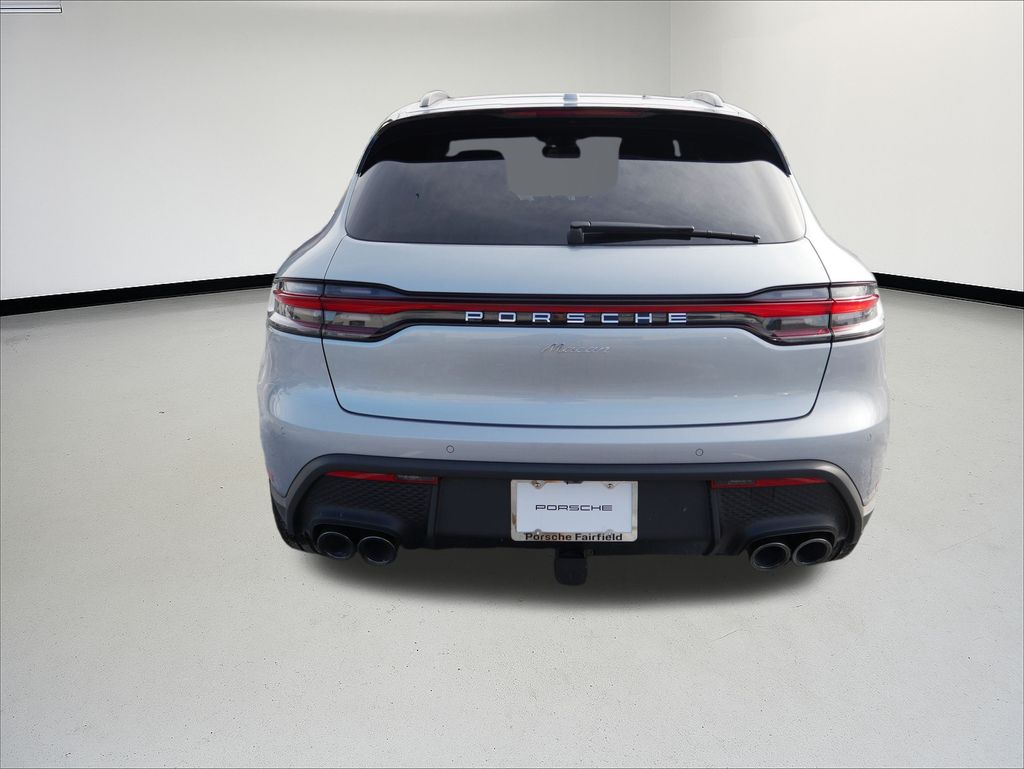 Thumbnail: 2026 Porsche Macan - 6