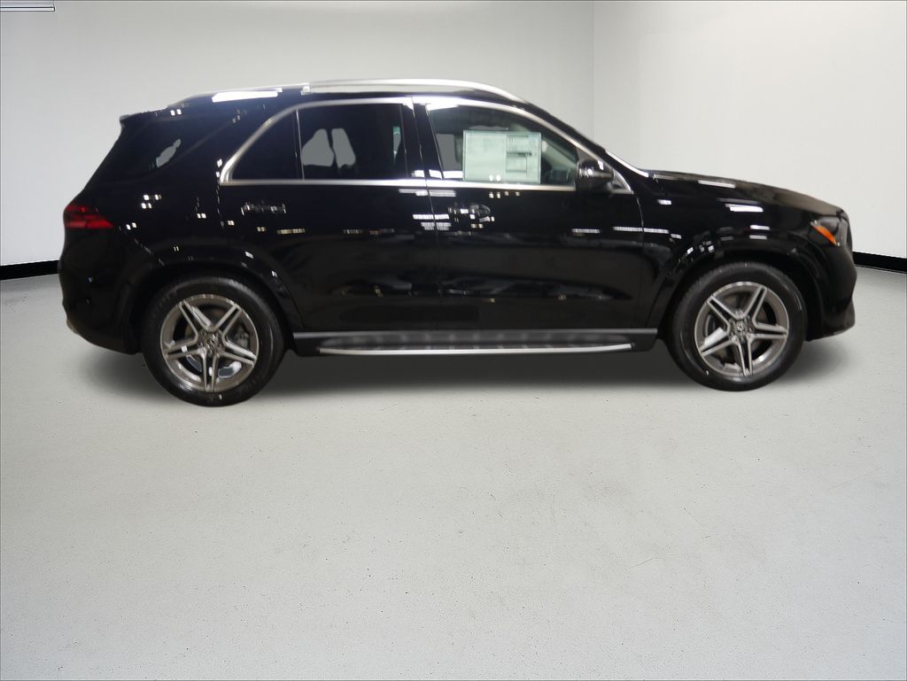 Thumbnail: 2026 Mercedes-Benz GLE - 6