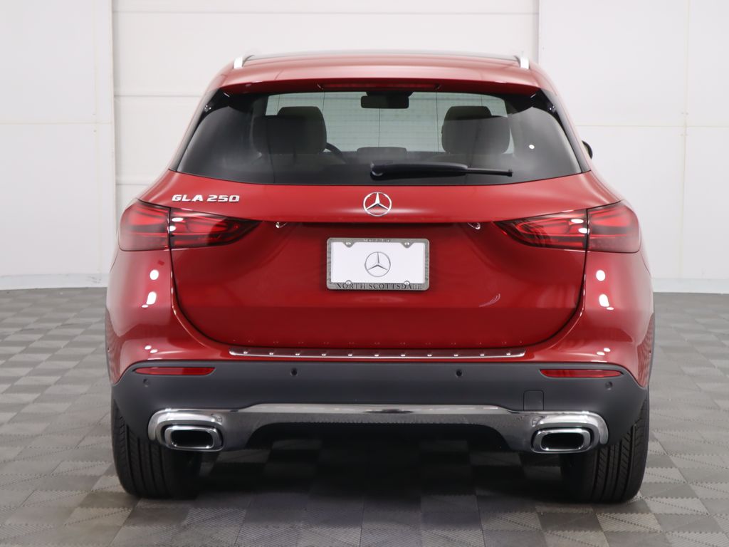 Thumbnail: 2025 Mercedes-Benz GLA - 6