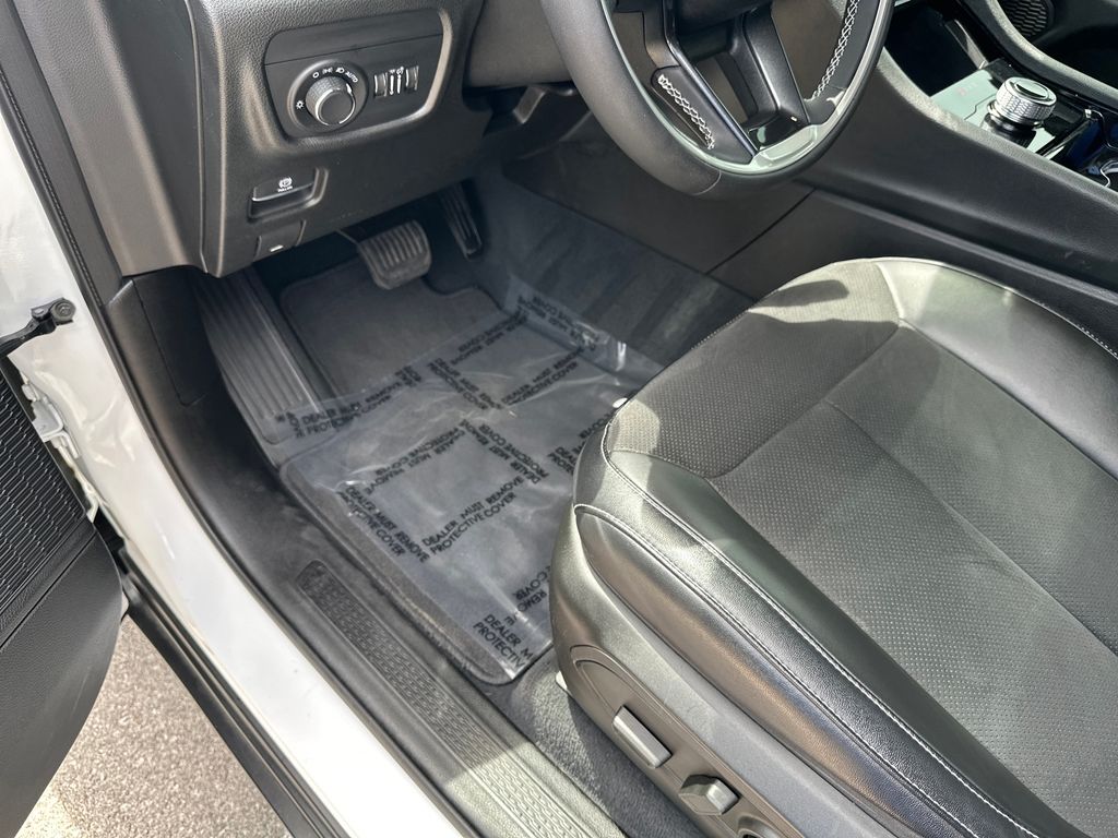 Used Car 2023 Jeep Grand Cherokee  Altitude For Sale Under $30,000 In Austin, Texas