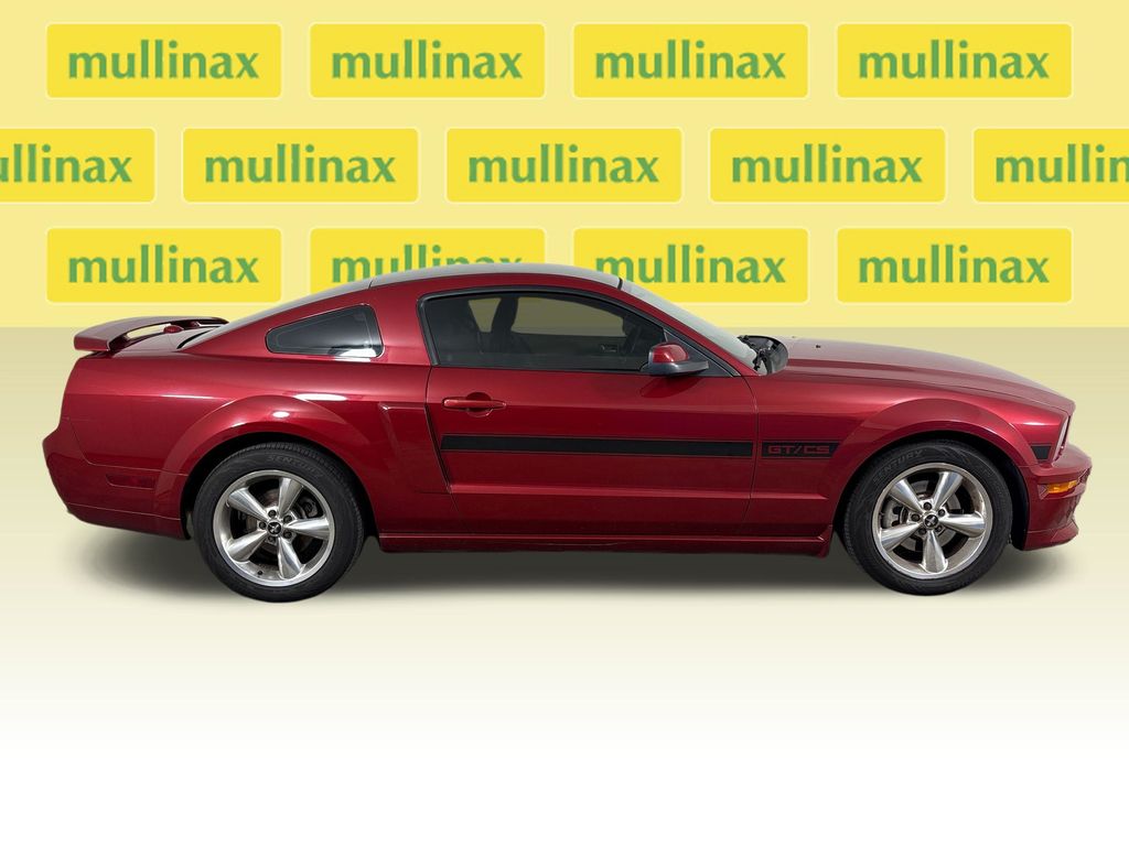Used 2008  Ford  image 2