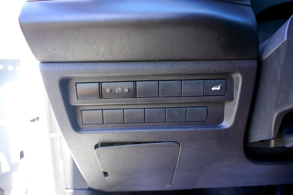 Used Car 2023 Mitsubishi Outlander  Ot45-m For Sale Under $30,000 In Taylor, Texas