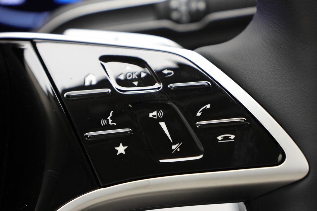 Thumbnail: 2026 Mercedes-Benz GLE - 22