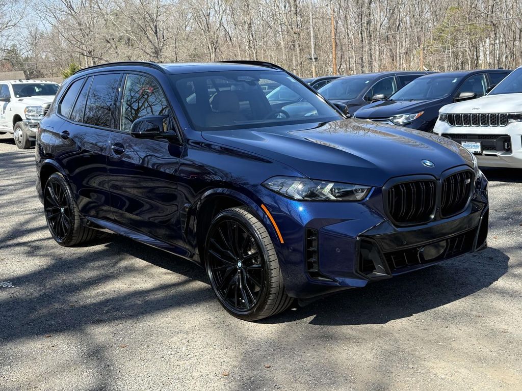 2025 BMW X5 M60i xDrive AWD