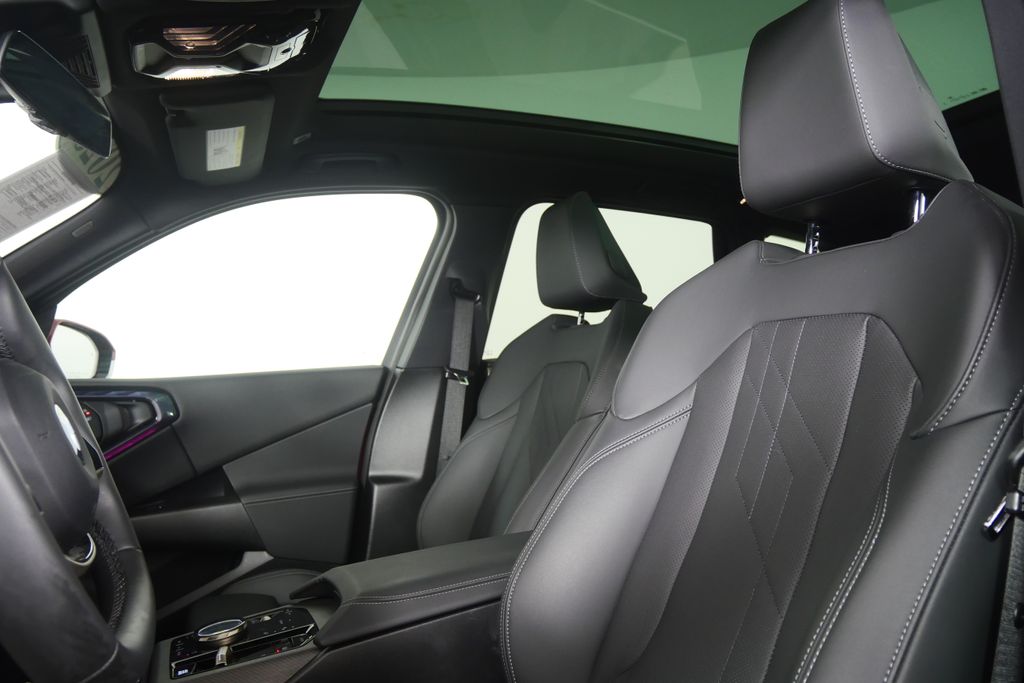 Thumbnail: 2025 BMW X3 - 10