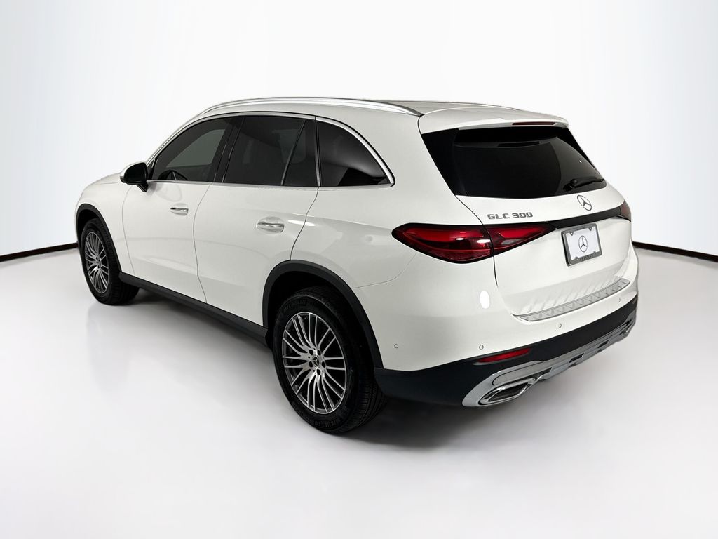 Thumbnail: 2026 Mercedes-Benz GLC - 7