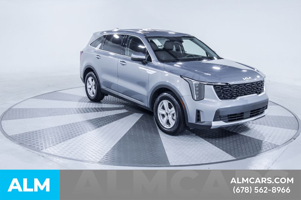 Used 2024 Silver Kia LX image 20