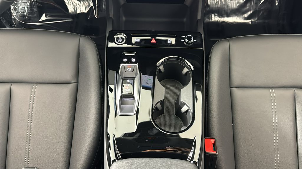 2025 Audi Q6 e-tron Premium 19