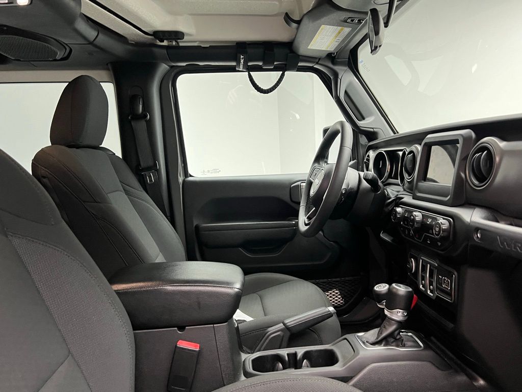 Thumbnail: 2023 Jeep Wrangler - 6