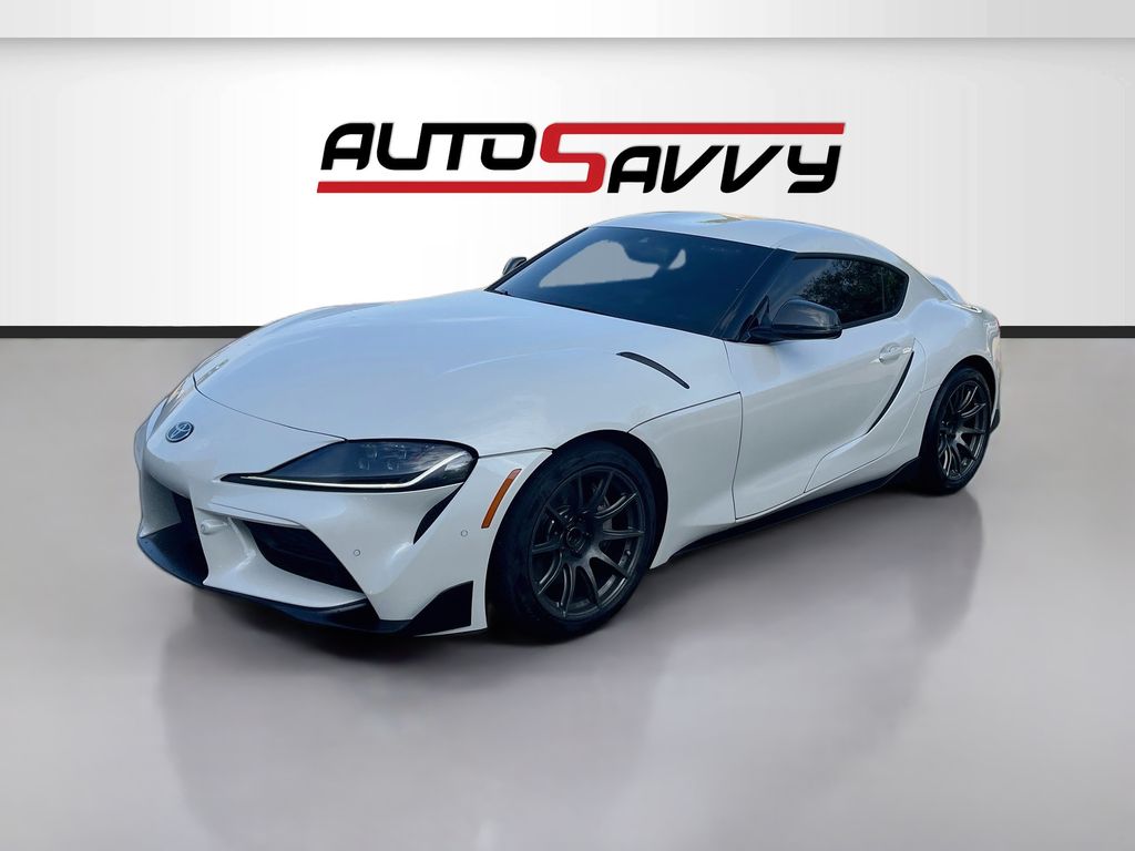 Used 2026 White Toyota 3.0 image 3