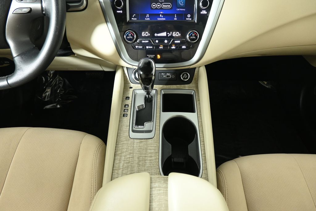 Thumbnail: 2020 Nissan Murano - 24