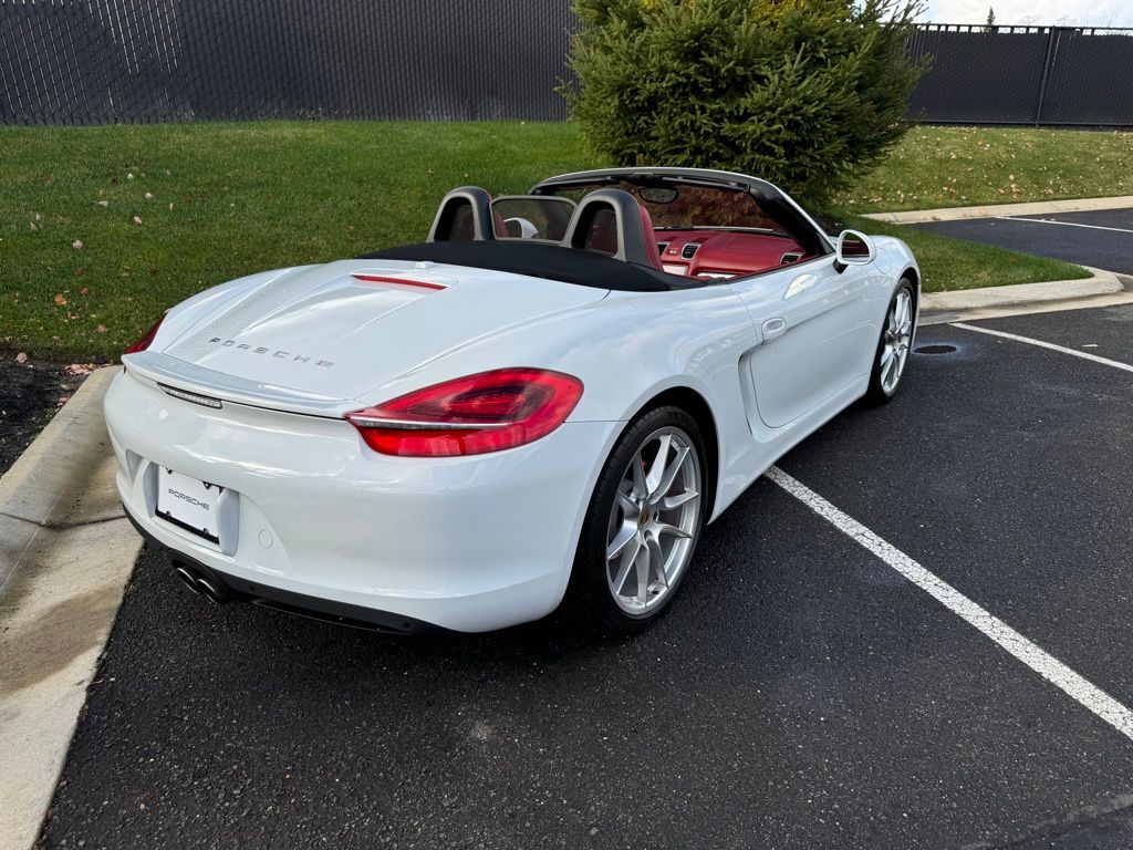 2015 Porsche Boxster S 18