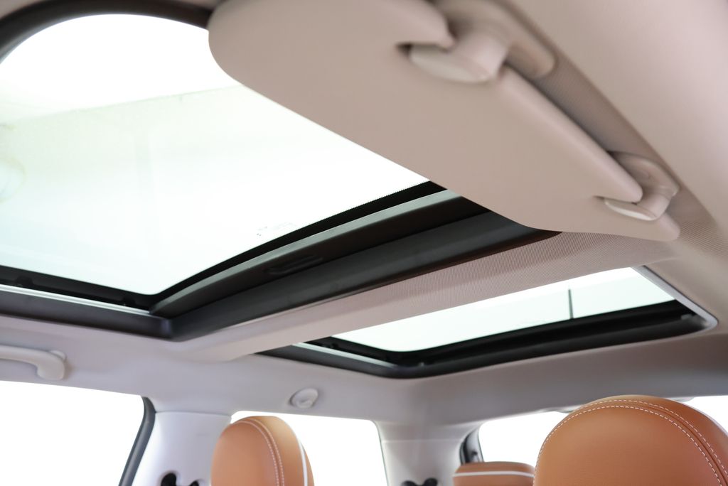 Thumbnail: 2023 MINI Cooper - 13