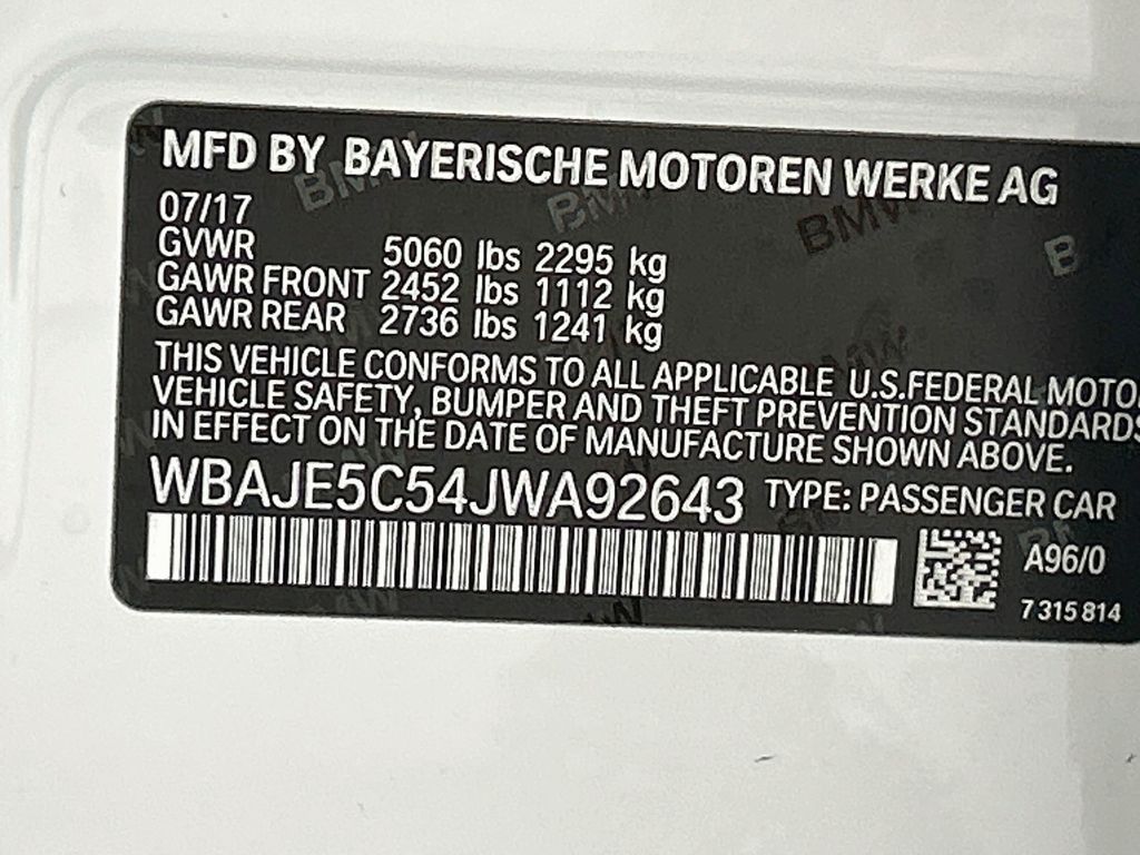 Used 2018 White BMW 540i image 34