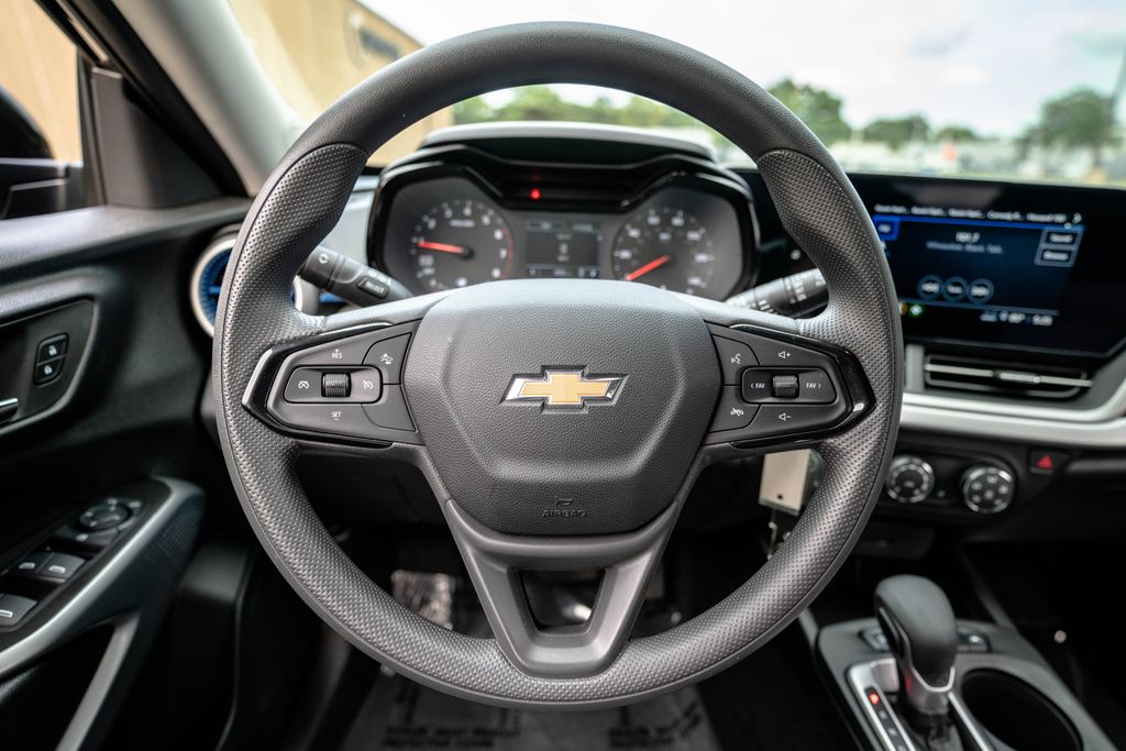 Used 2026 Chevrolet Trax SUV