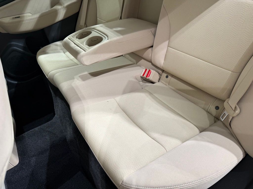 Thumbnail: 2015 Subaru Legacy - 18