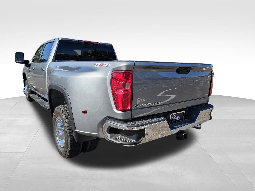 2025 Chevrolet Silverado 3500HD LTZ 6