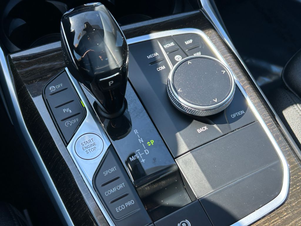 Thumbnail: 2021 BMW 3 Series - 27