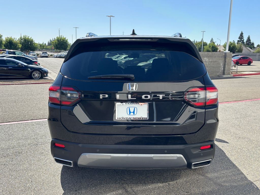 Thumbnail: 2026 Honda Pilot - 6