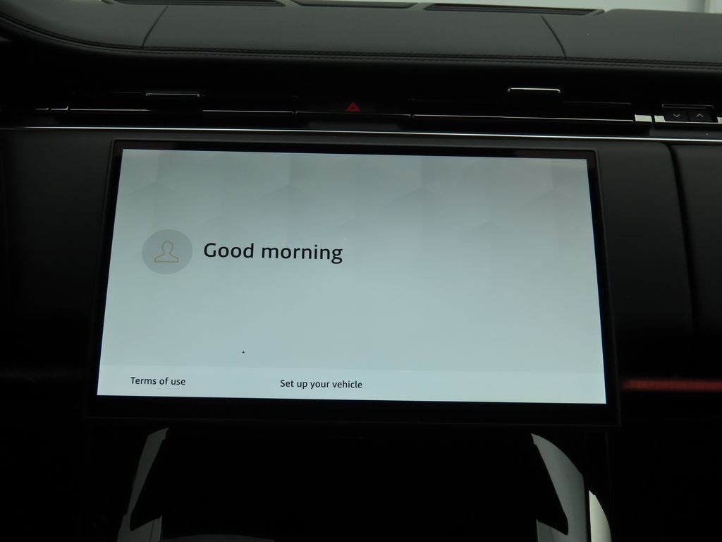 Thumbnail: 2025 Land Rover Range Rover Sport - 15